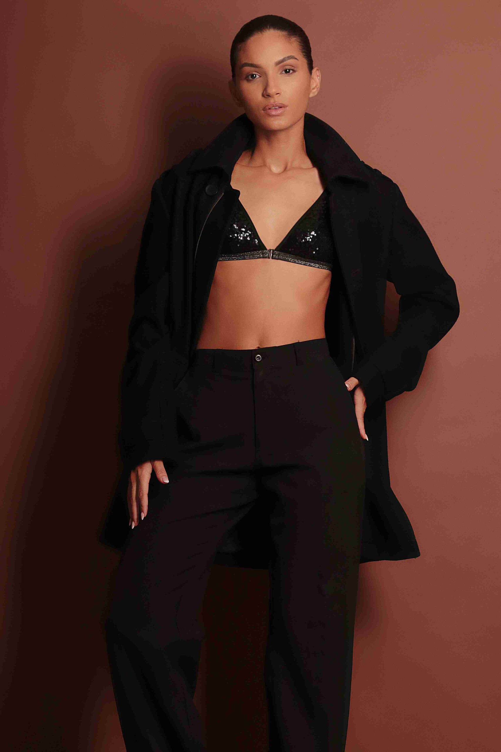 Luana Morais - Front Management