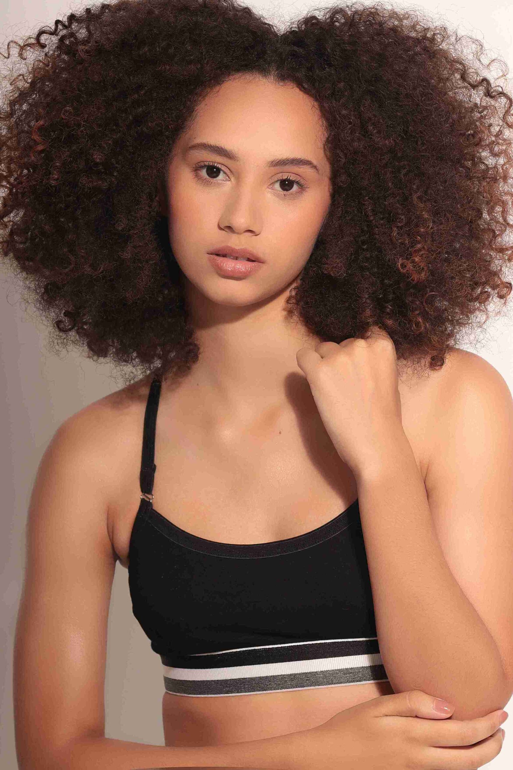 Mabi Ferreira - Front Management