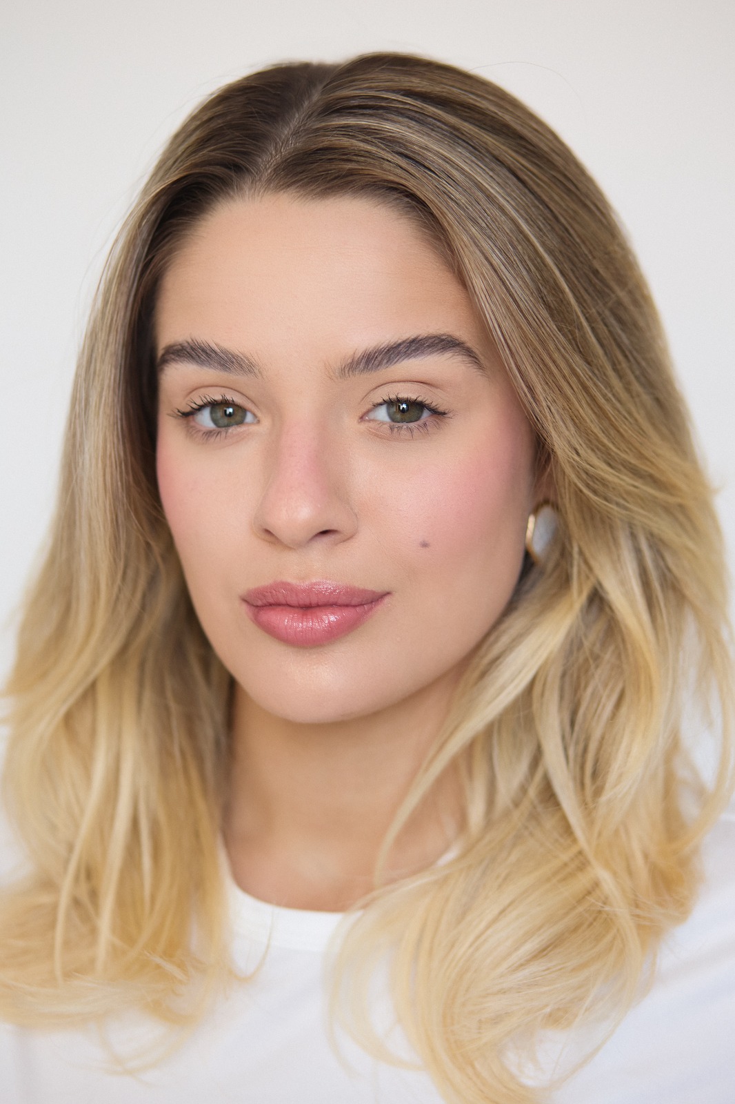 Laylla Coutinho - Front Management