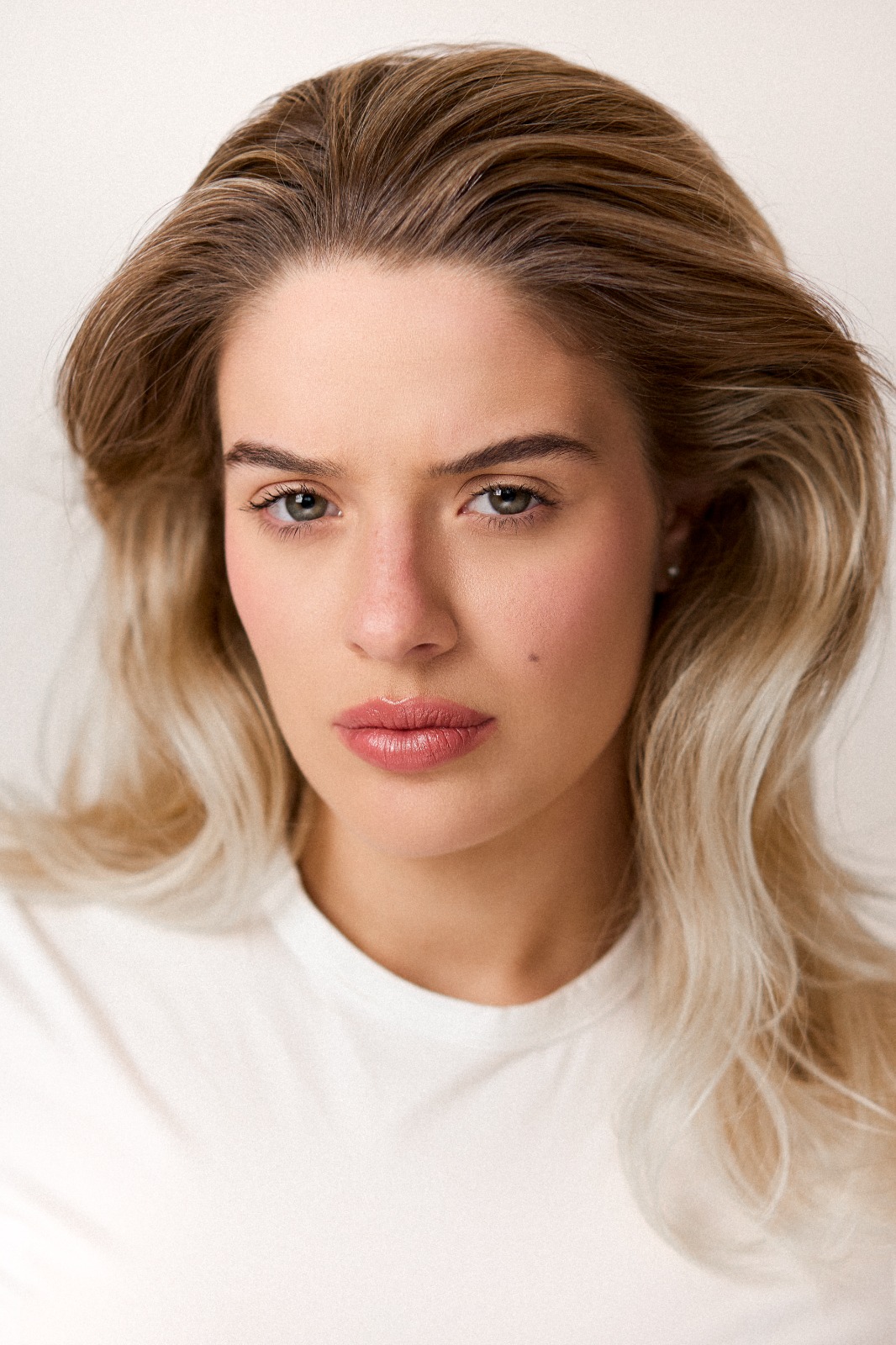 Laylla Coutinho - Front Management