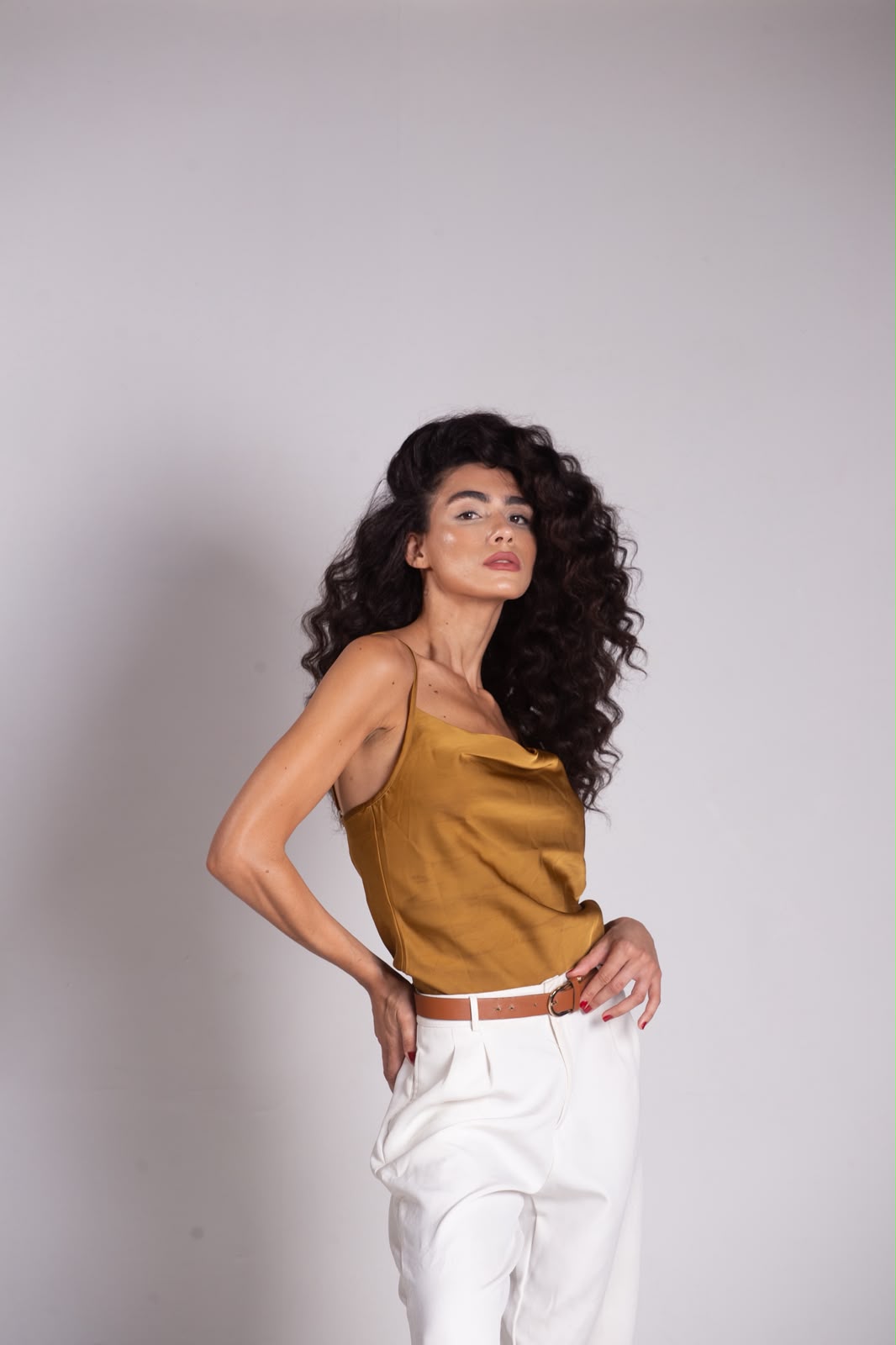 Stephanie de Paula - Front Management