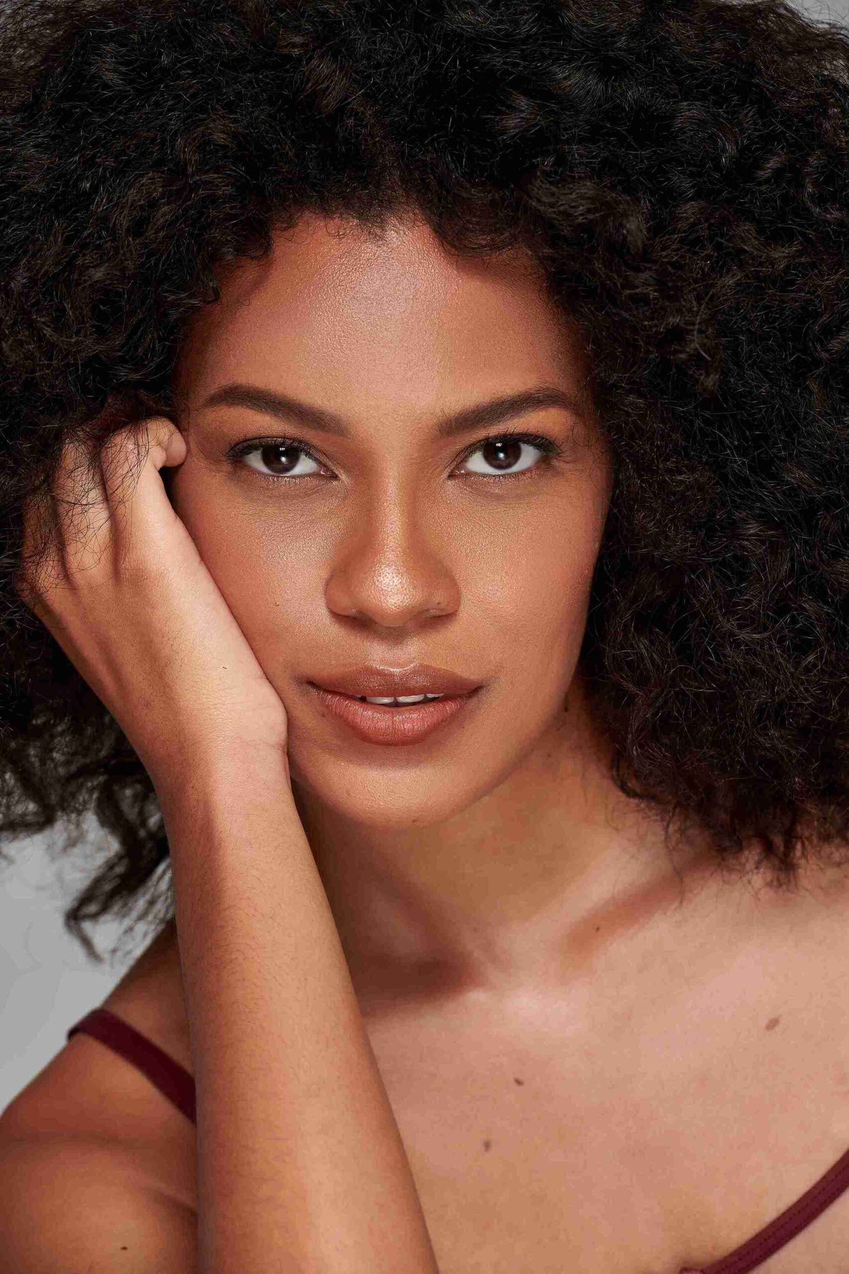 Ingrid Nathally - Front Management